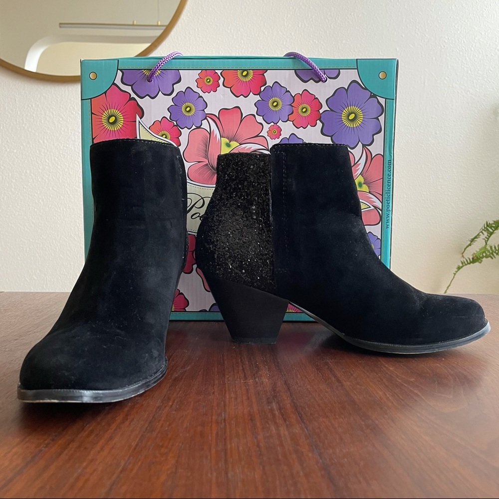 Poetic License She’s a Lady ankle boots